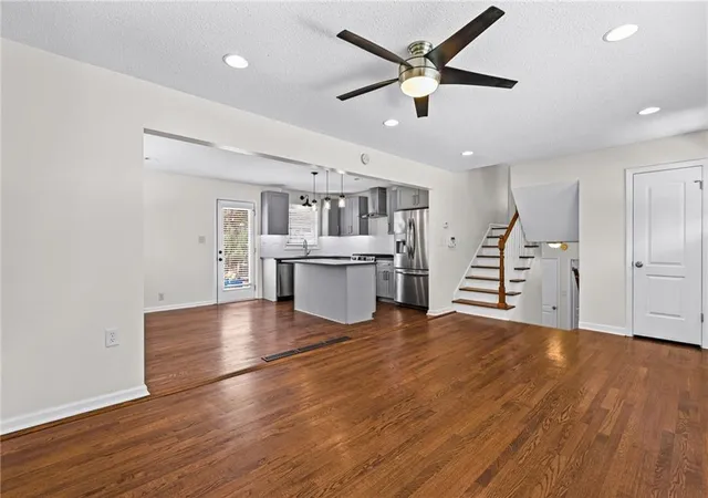 4th image of 2497 Whites Mill Ln, Decatur, GA 30032 | MLS# 7769210