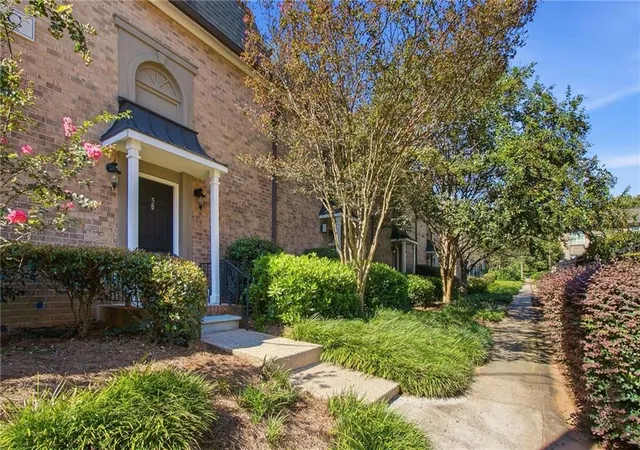 Photo 1 of Sale Pending at 6980 Roswell Rd #C5, Sandy Springs, GA 30328 | MLS# 7826146 | Listing updated on 2026-10-12