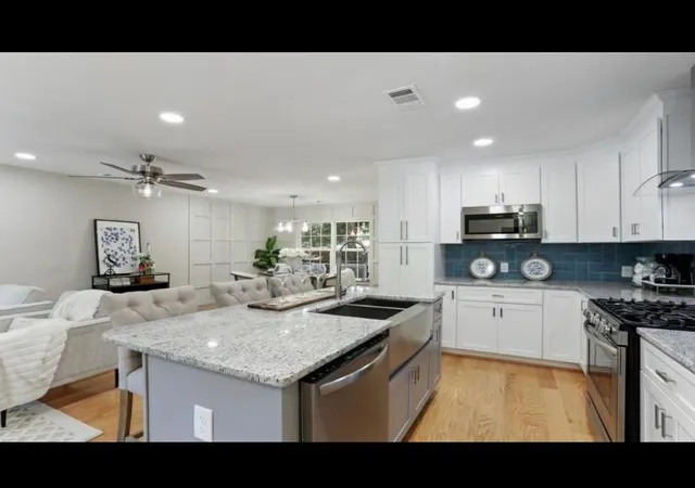 Photo 4 of Single family home for sale at 5115 Martins Xing, Stone Mountain, GA 30088 | MLS# 7753067 | Listing updated on 2026-07-26