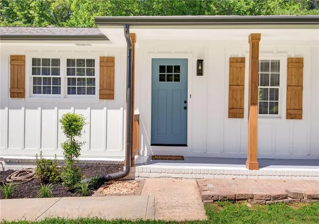 Photo 3 of Sale Pending at 3343 Corral Dr, Marietta, GA 30066 | MLS# 7824534 | Listing updated on 2026-10-10