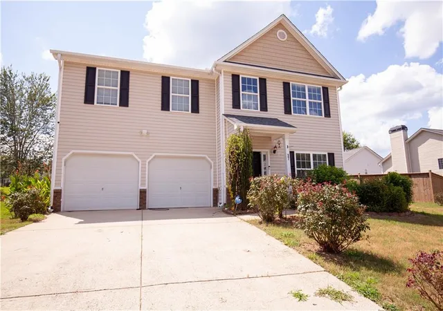 Photo 2 of Single family home for sale at 37 Lanier Ct, Hiram, GA 30141 | MLS# 7789640 | Listing updated on 2026-09-07