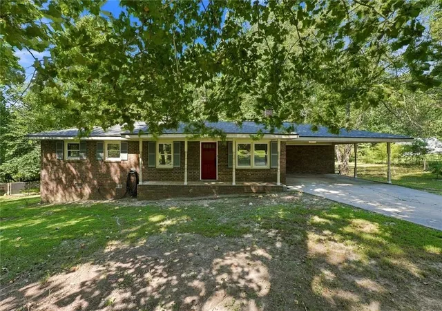 2nd image of 6654 Songwood Dr, Austell, GA 30168 | MLS# 7816334