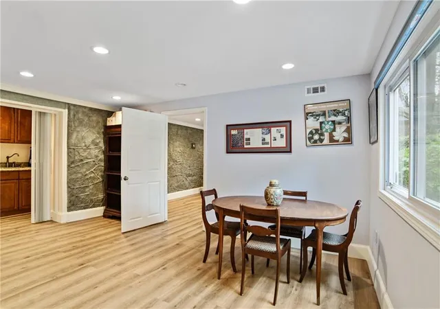 5th image of 2900 Lookout Pl Ne, Atlanta, GA 30305 | MLS# 7772926