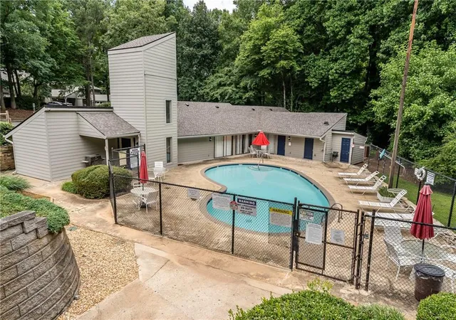 44th image of 6188 Brookwood Rd, Peachtree Corners, GA 30092 | MLS# 7748685