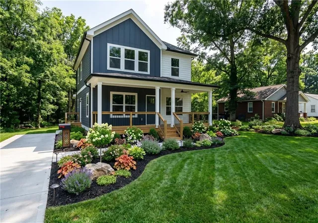 Photo 1 of Single family home for sale at 2194 Wingate St Sw, Atlanta, GA 30310 | MLS# 7832332 | Listing updated on 2026-10-20