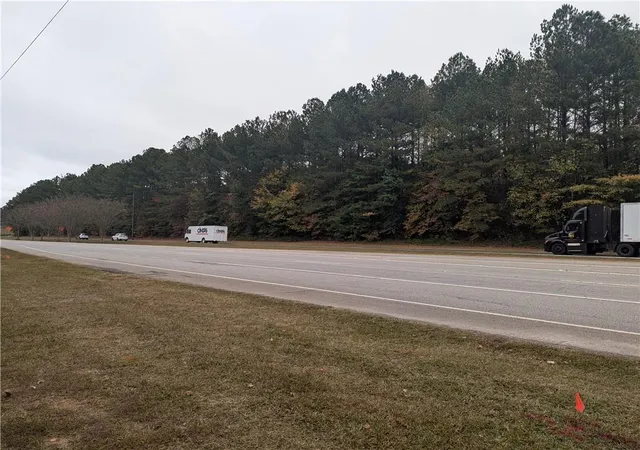 1st image of 0 Peachtree Industrial Blvd, Buford, GA 30518 | MLS# 7679534