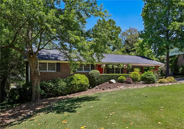 Photo 3 of Sale Pending at 1292 Stoneybrook Dr, Tucker, GA 30084 | MLS# 7820514 | Listing updated on 2026-09-03