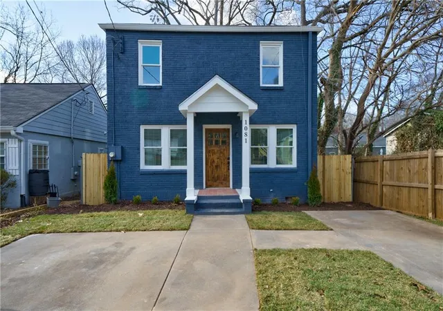Photo 1 of Single family home for sale at 1081 Smith St Sw, Atlanta, GA 30310 | MLS# 7813392 | Listing updated on 2026-10-01