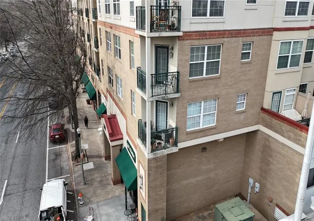 Condominium at 230 E Ponce De Leon Ave #529, Decatur, GA 30030 | MLS# 7518888 | | Sold on 2025-04-18