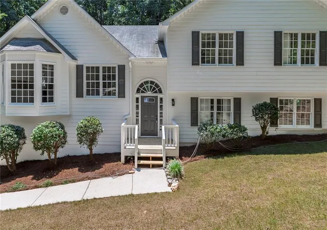 Homes for sale in Woodstock, GA | 132 Springwater Tr, Woodstock, GA 30188 | MLS# 7797900