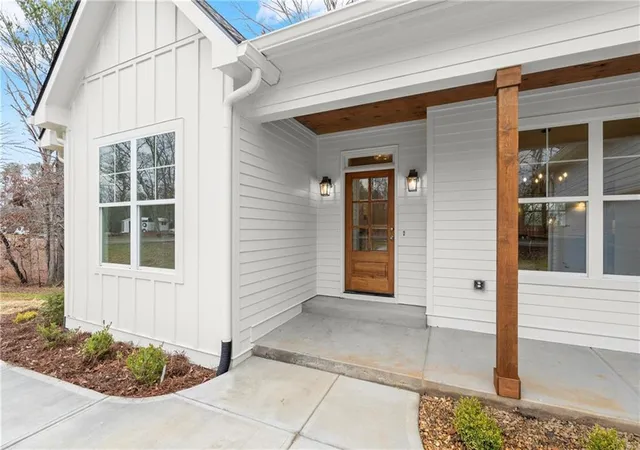 3rd image of 2020 Darby Rd, Waleska, GA 30183 | MLS# 7738184