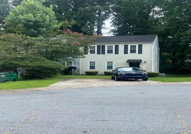 Photo 1 of Sale Pending at 355 Pin Oak Ct Sw, Marietta, GA 30008 | MLS# 7772113 | Listing updated on 2026-09-04