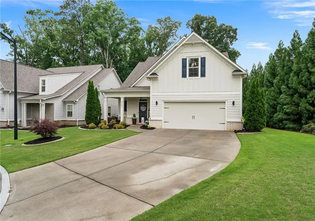 Photo 3 of Sale Pending at 3202 Harmony Hl Tr, Kennesaw, GA 30144 | MLS# 7800076 | Listing updated on 2026-09-02