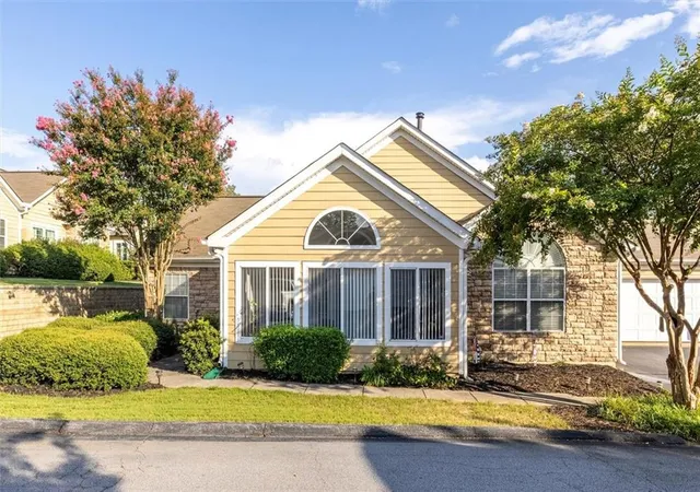 Photo 2 of Sale Pending at 2191 Rockbridge Rd #2102, Stone Mountain, GA 30087 | MLS# 7819900 | Listing updated on 2026-09-04