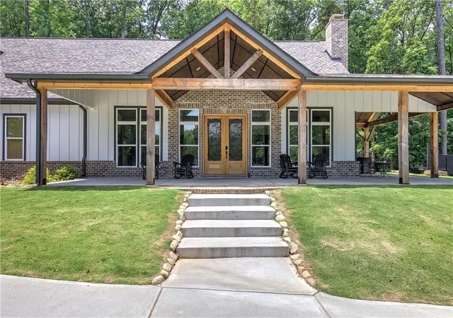 2nd image of 168 Gaddis Rd Nw, Cartersville, GA 30120 | MLS# 7784449