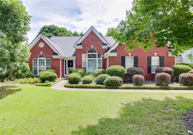 1st image of 2712 Bogan Creek Dr, Buford, GA 30519 | MLS# 7813295