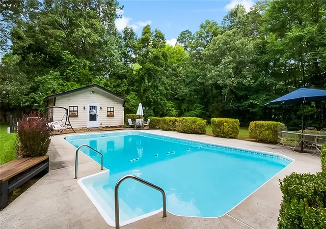 4th image of 11 Harbour Rd Ne, Rome, GA 30165 | MLS# 7784945