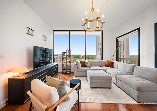Homes for sale in Atlanta, GA | 2828 Peachtree Rd Nw #1204, Atlanta, GA 30305 | MLS# 7798386