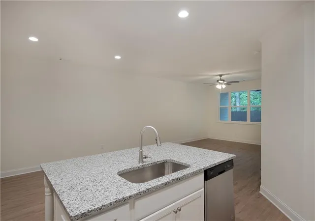 4th image of 5366 Gray Birch Bnd, Flowery Branch, GA 30542 | MLS# 7767998