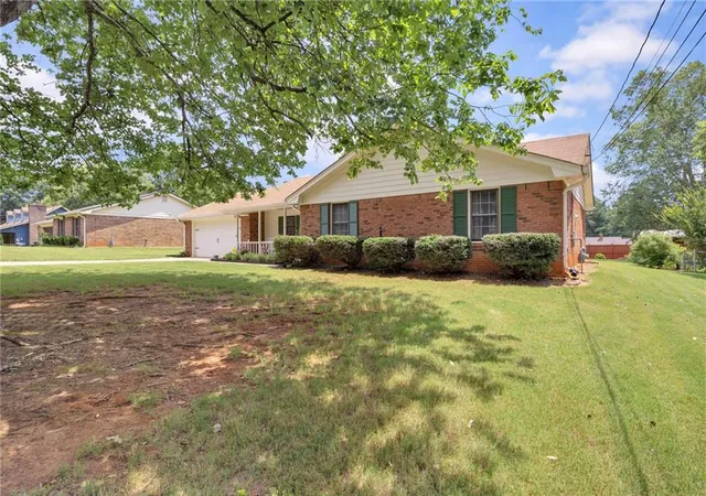 3rd image of 3898 Hunters Chase Sw, Conyers, GA 30094 | MLS# 7799663
