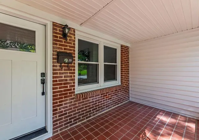 3rd image of 25 Lakeshore, Avondale Estates, GA 30002 | MLS# 7825942