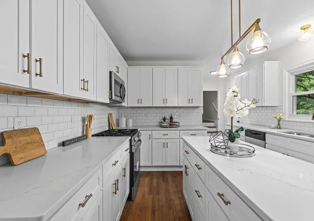 4th image of 25 Lakeshore, Avondale Estates, GA 30002 | MLS# 7825942