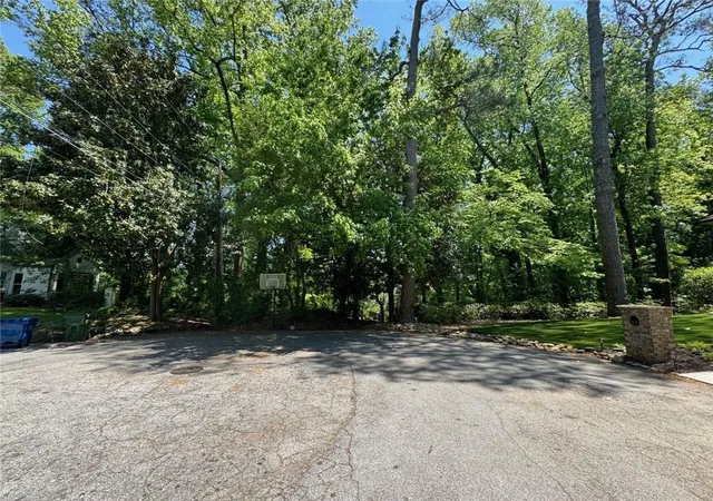 2nd image of 1285 Cumberland Ne, Atlanta, GA 30306 | MLS# 7751010