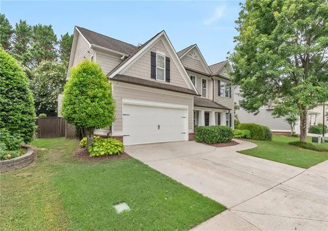 Photo 2 of Single family home for sale at 6040 Park Bnd Ave, Braselton, GA 30517 | MLS# 7806025 | Listing updated on 2026-09-09