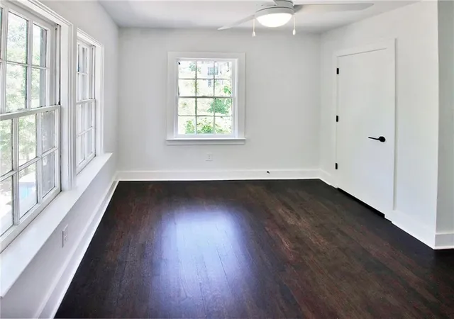 2nd image of 99 Peachtree Memorial Dr, Atlanta, GA 30309