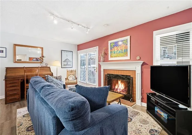 2nd image of 672 Mcgill Pl Ne #672, Atlanta, GA 30312 | MLS# 7733751