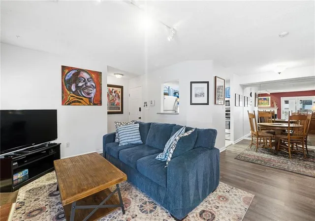 3rd image of 672 Mcgill Pl NE, Atlanta, GA 30312