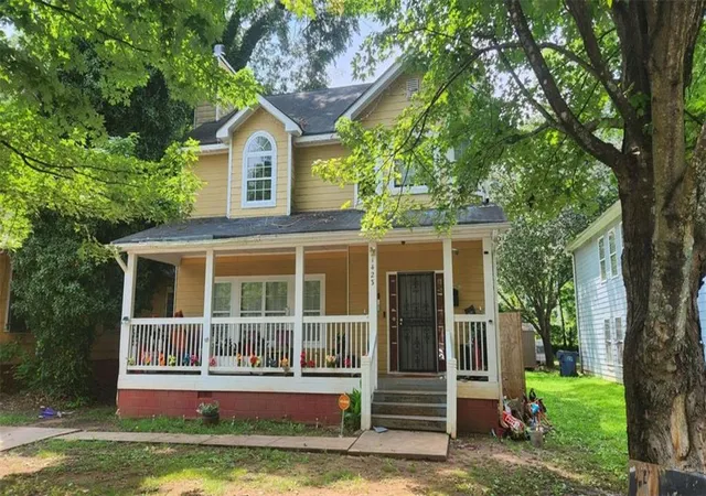 Photo 1 of Single family home for sale at 1423 Metropolitan Pkwy, Atlanta, GA 30310 | MLS# 7849137 | Listing updated on 2026-10-05
