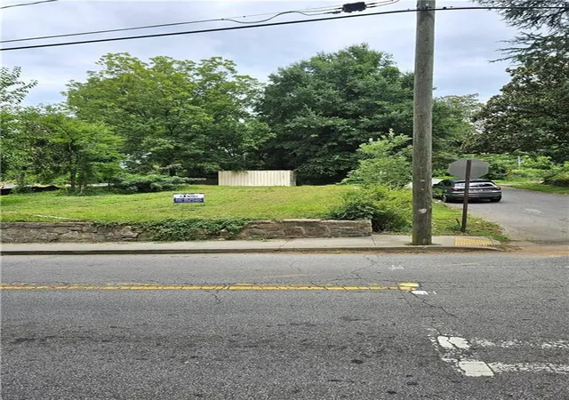 Photo 1 of Sale Pending at 547 Chappell Rd Nw, Atlanta, GA 30318 | MLS# 7808673 | Listing updated on 2026-09-09