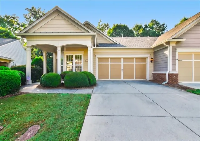 1st image of 6136 Longleaf Dr, Hoschton, GA 30548 | MLS# 7822890