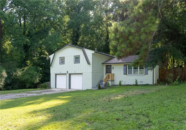 Homes for sale in Riverdale, GA | 7367 Rountree Dr, Riverdale, GA 30274 | MLS# 7803215