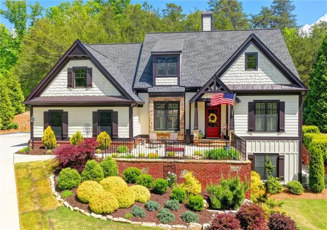 Photo 3 of Sale Pending at 10 Cavender Run, Dahlonega, GA 30533 | MLS# 7765943 | Listing updated on 2026-09-01