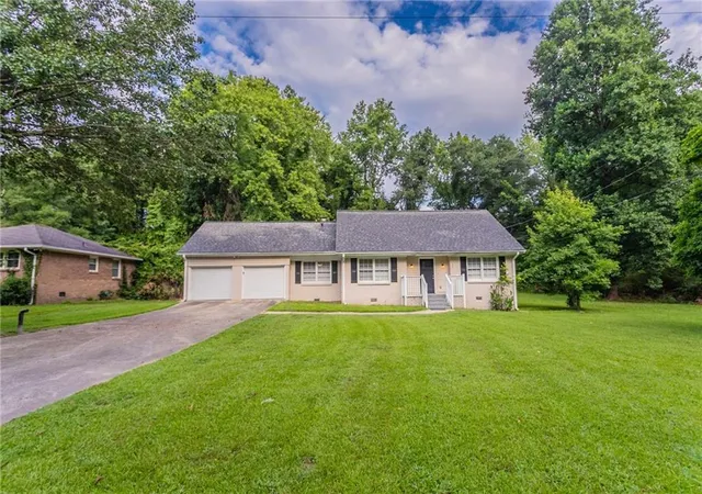 Homes for sale in Lithia Springs, GA | 542 Hasty Dr, Lithia Springs, GA 30122 | MLS# 7737527