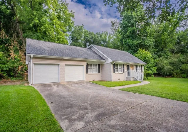 Homes for sale in Lithia Springs, GA | 542 Hasty Dr, Lithia Springs, GA 30122 | MLS# 7737527