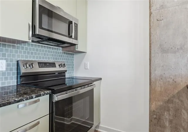 Homes for sale in Atlanta, GA | 245 N Highland Ave Ne #402, Atlanta, GA 30307 | MLS# 7771661
