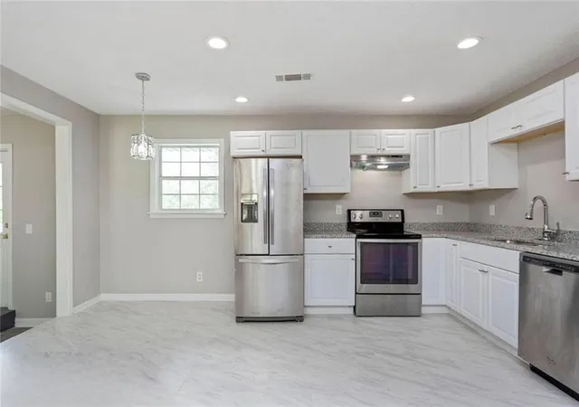 Photo 3 of Single family home for sale at 7124 Lady Heidi Ct, Jonesboro, GA 30236 | MLS# 7749871 | Listing updated on 2026-08-31