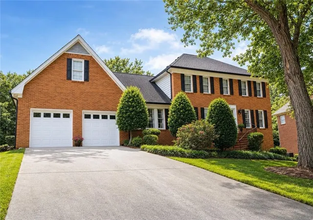 1st image of 2472 Chimney Top Ln, Snellville, GA 30078 | MLS# 7775582