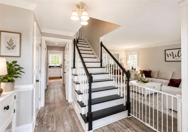 3rd image of 2472 Chimney Top Ln, Snellville, GA 30078 | MLS# 7775582