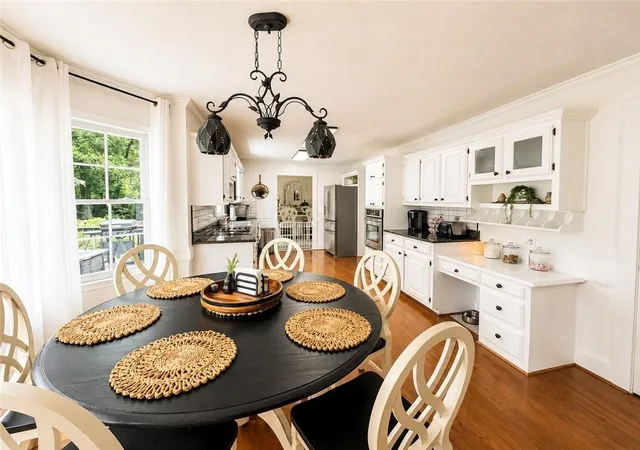 5th image of 2472 Chimney Top Ln, Snellville, GA 30078 | MLS# 7775582