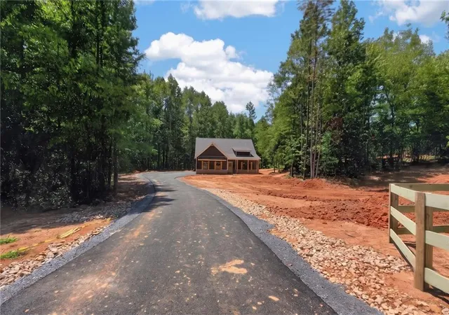 2nd image of 391 Relay Rd, Silver Creek, GA 30173 | MLS# 7812952