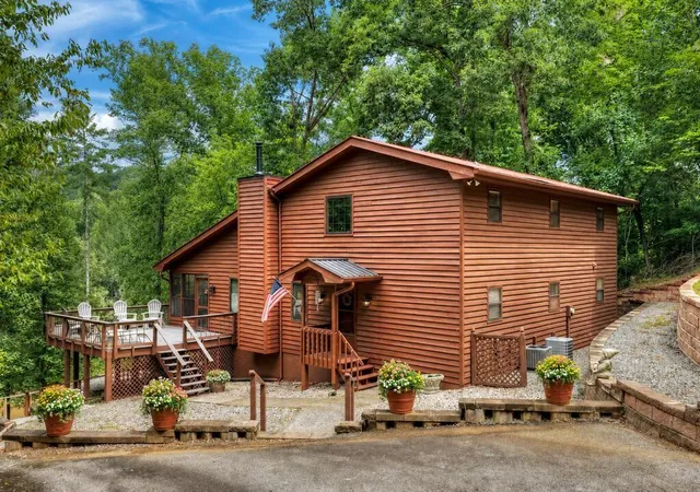 1st image of 400 Matrix Cir, Ellijay, GA 30540 | MLS# 7820825
