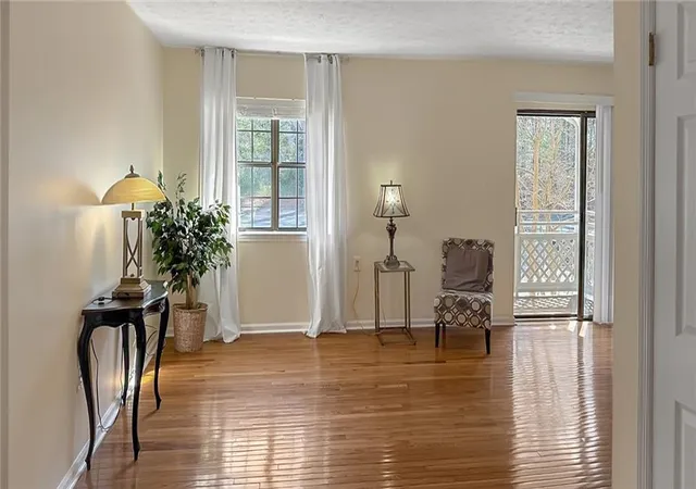 3rd image of 475 Mount Vernon Hwy Ne, Sandy Springs, GA 30328