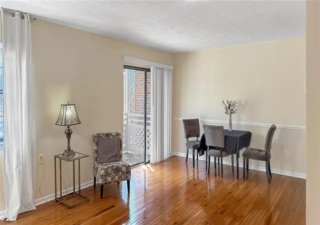 4th image of 475 Mount Vernon Hwy Ne, Sandy Springs, GA 30328