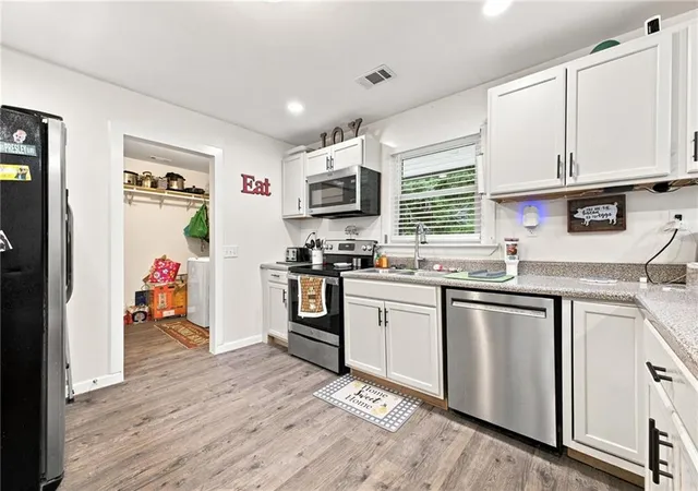 Photo 4 of Single family home for sale at 584 Church Rd SW, Calhoun, GA 30701 | MLS# 7830384 | Listing updated on 2026-09-02