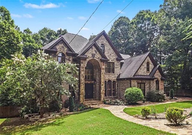 3rd image of 1740 Childress Dr Sw, Atlanta, GA 30311 | MLS# 7811403