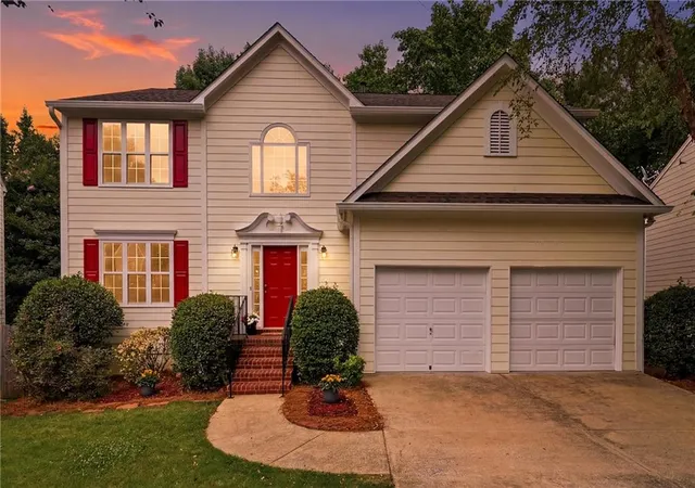 Photo 2 of Single family home for sale at 1255 Winthrope Chase Dr, Alpharetta, GA 30009 | MLS# 7804572 | Listing updated on 2026-10-02